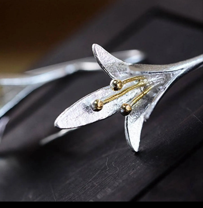 Super CAOSHI Lily of the Valley Earring