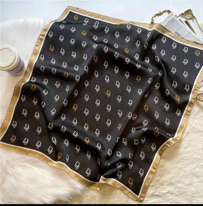 Scarf 194-2 High-quality satin colour black with gold bars