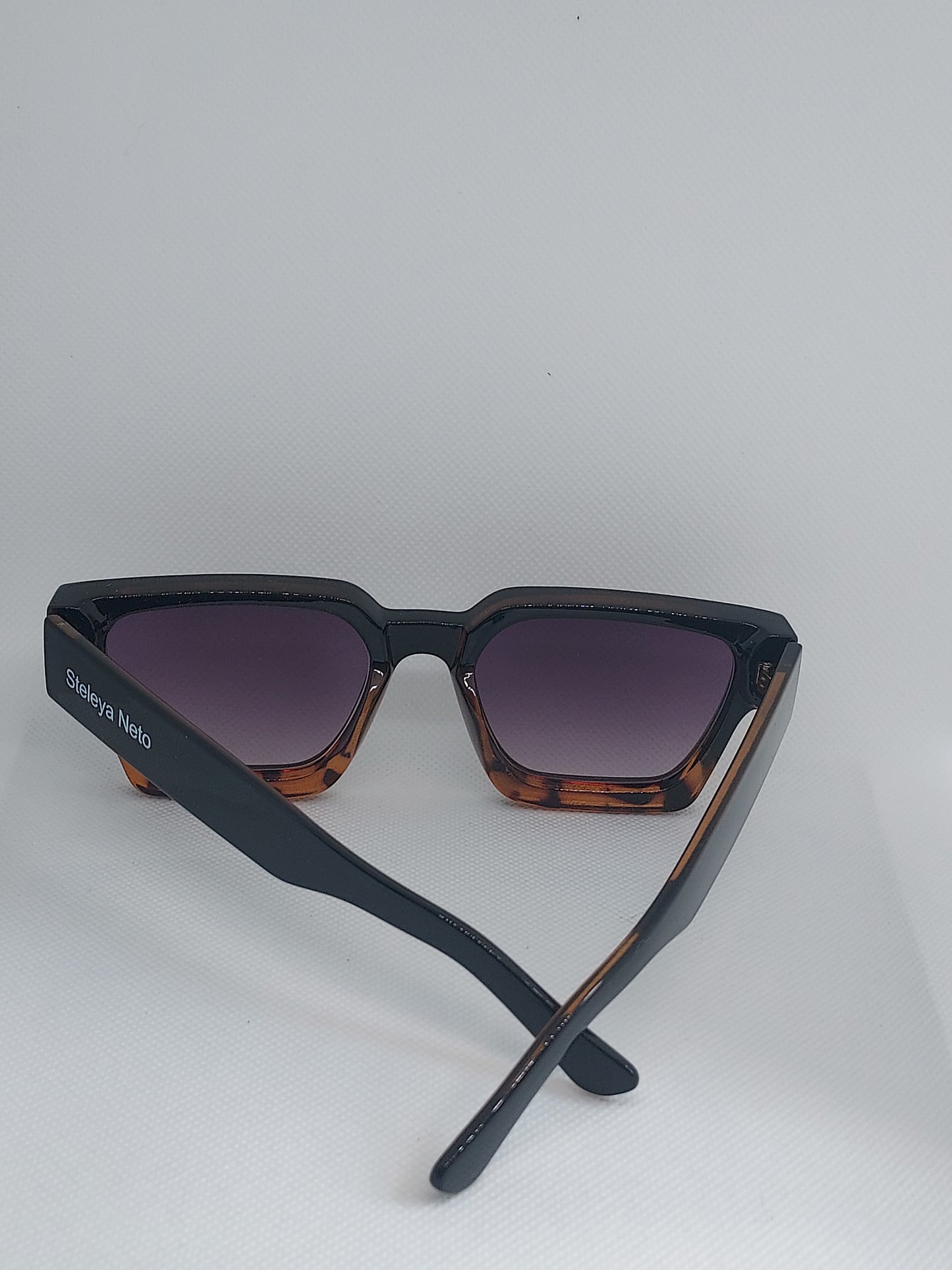 SUNGLASSES BLACK/LEONARDO