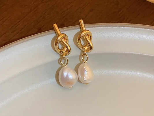 Baroque Pearl Earrings