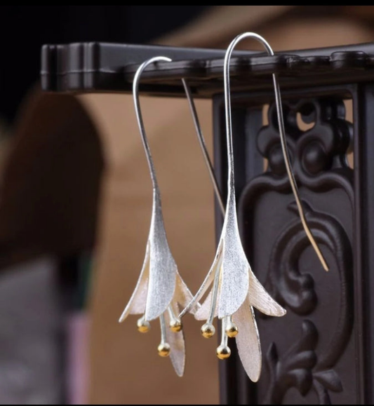 Super CAOSHI Lily of the Valley Earring